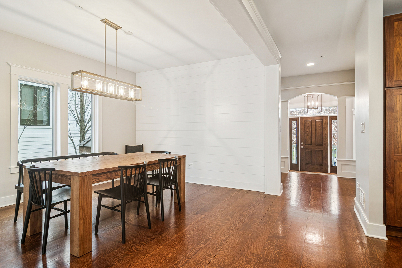 721 Meadow Lane, Libertyville, IL 60048