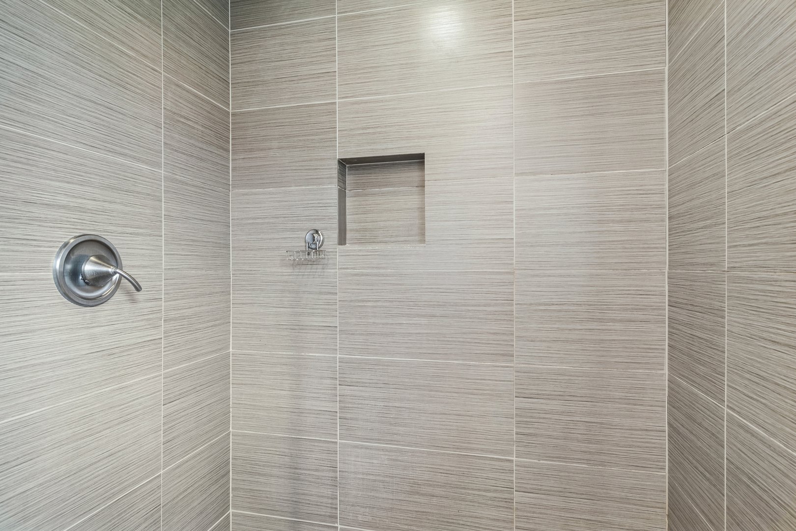 721 Meadow Lane, Libertyville, IL 60048