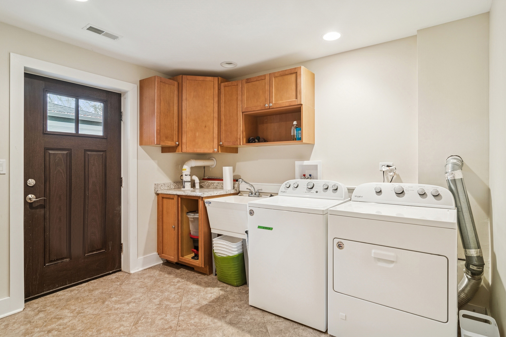 721 Meadow Lane, Libertyville, IL 60048