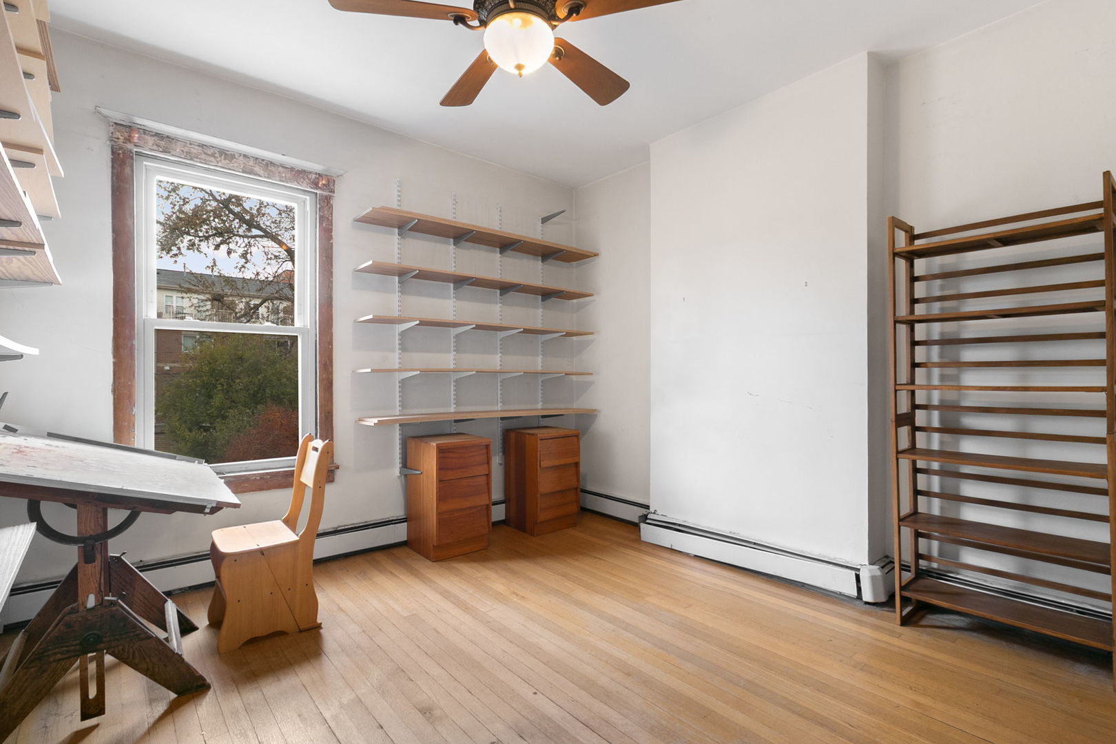 5232 S Greenwood Avenue, Chicago, IL 60615