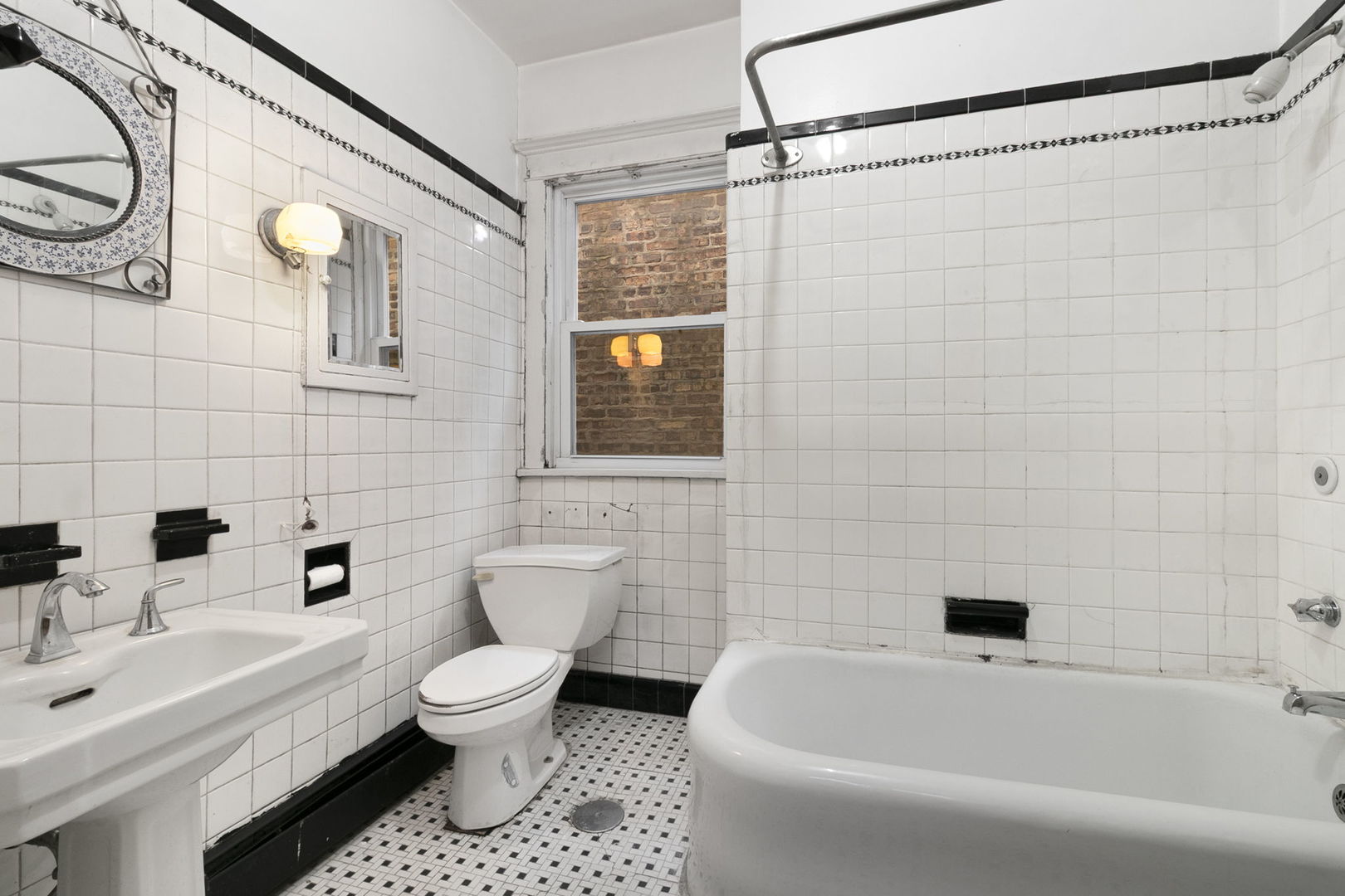 5232 S Greenwood Avenue, Chicago, IL 60615