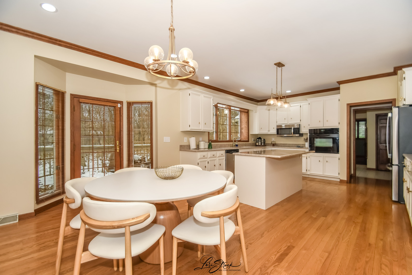 55 OAK CREEK Drive, Yorkville, IL 60560