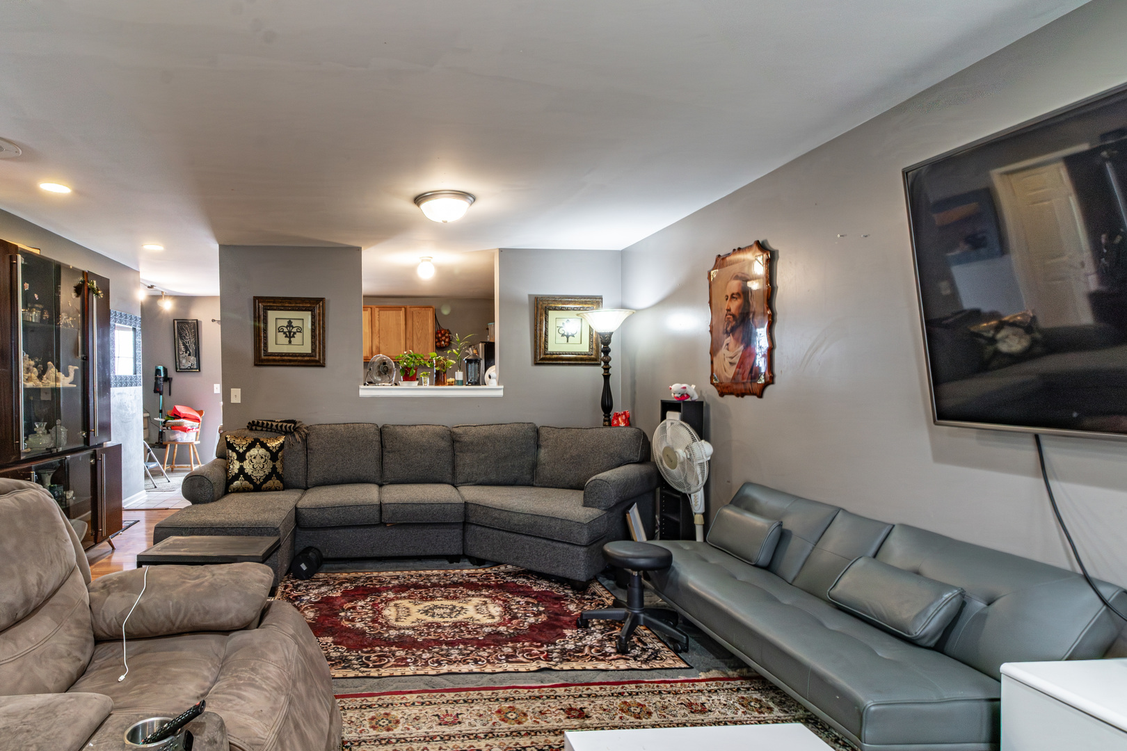 163 HOLIDAY Lane, Hainesville, IL 60073