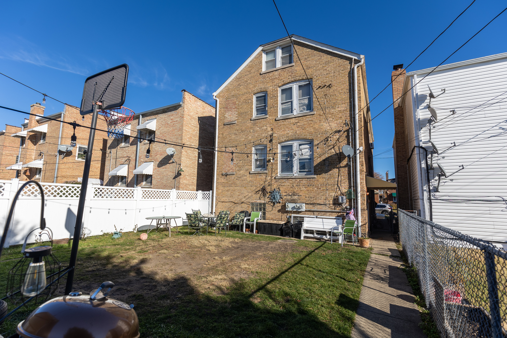 1626 S Home Avenue, Berwyn, IL 60402