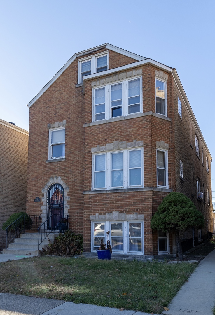 1626 S Home Avenue, Berwyn, IL 60402