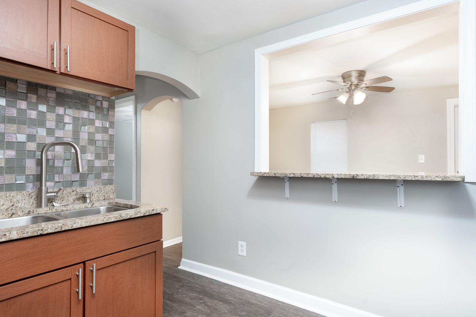 24 NE Circle Drive, Joliet, IL 60433