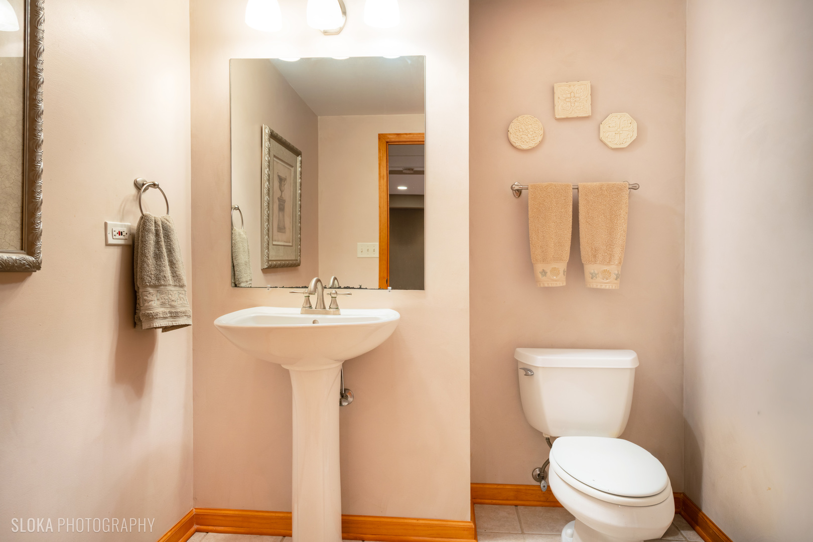 1123 Village Road, Crystal Lake, IL 60014