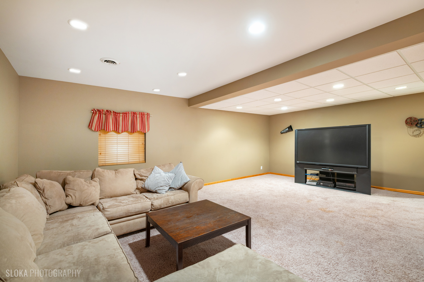 1123 Village Road, Crystal Lake, IL 60014