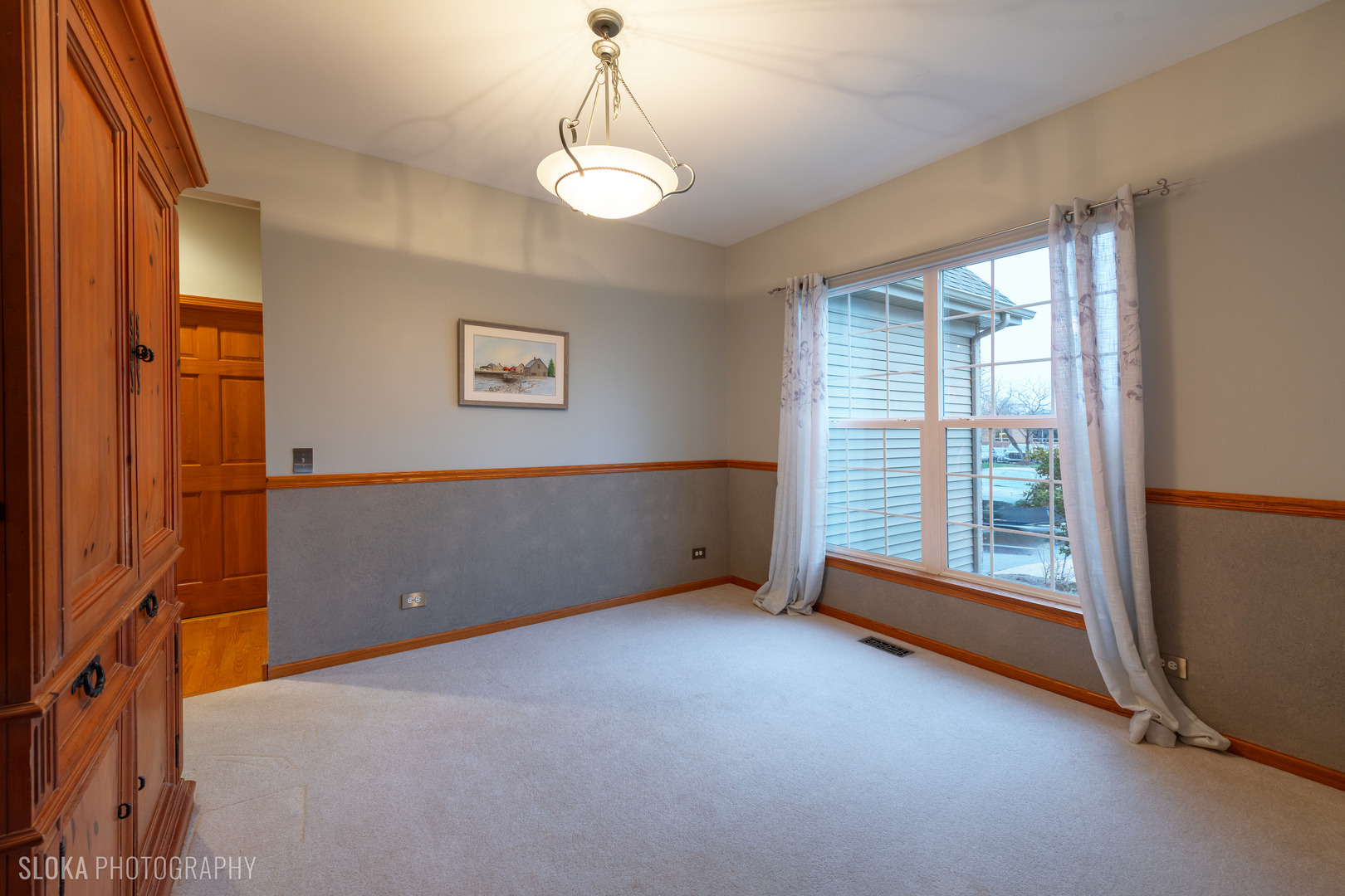 1123 Village Road, Crystal Lake, IL 60014