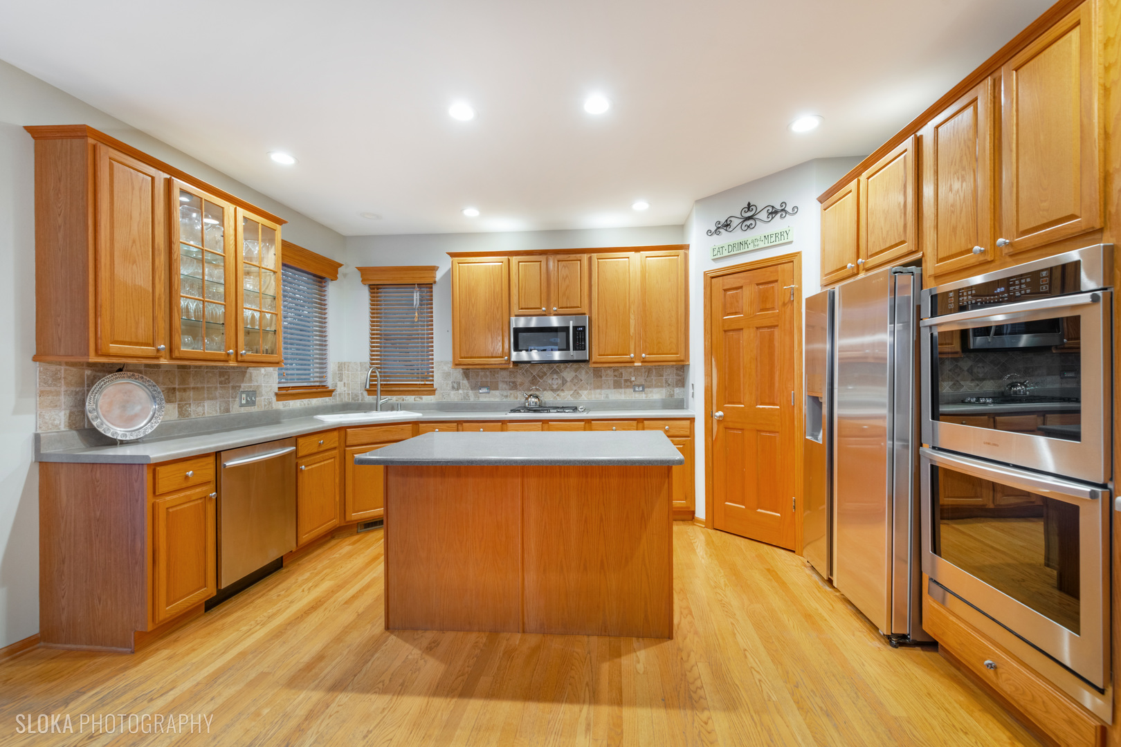 1123 Village Road, Crystal Lake, IL 60014