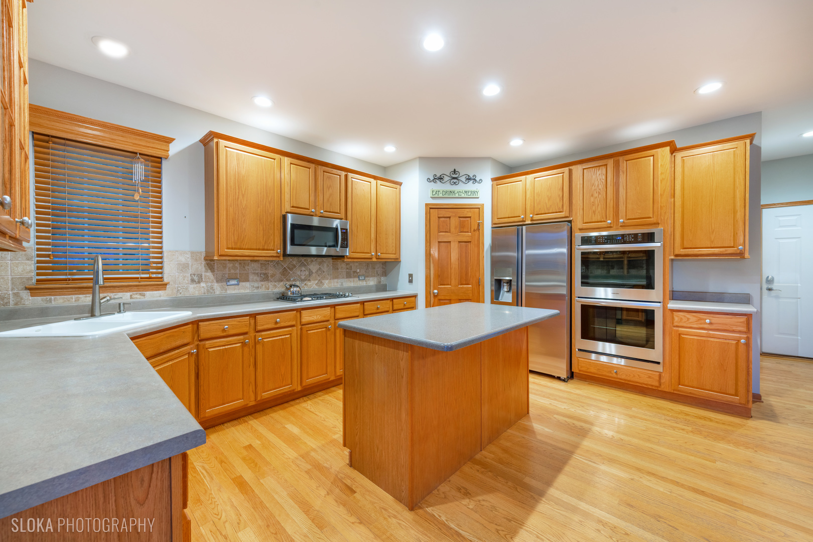 1123 Village Road, Crystal Lake, IL 60014