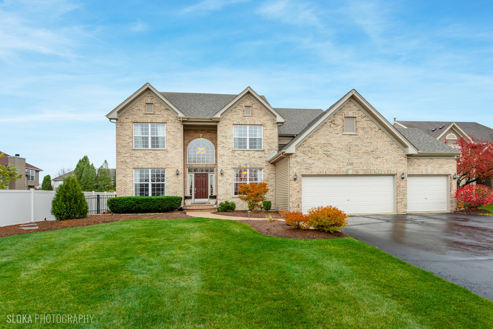 1123 Village Road, Crystal Lake, IL 60014