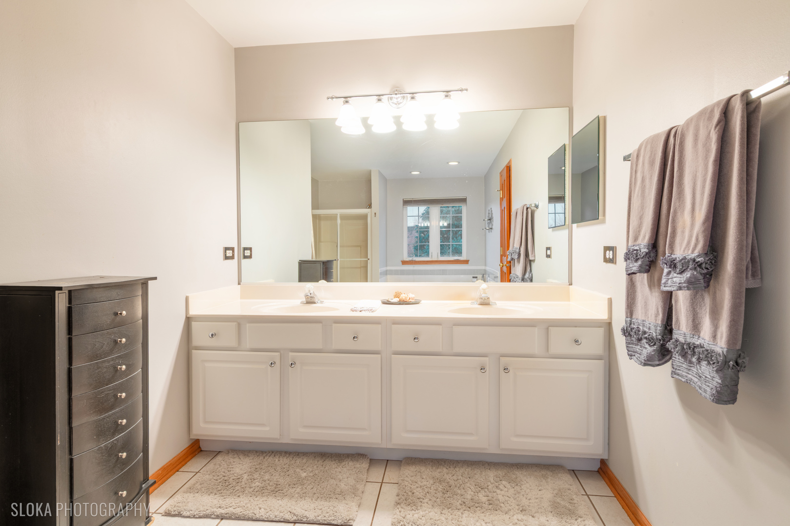 1123 Village Road, Crystal Lake, IL 60014