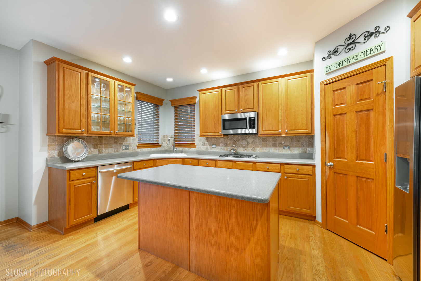 1123 Village Road, Crystal Lake, IL 60014