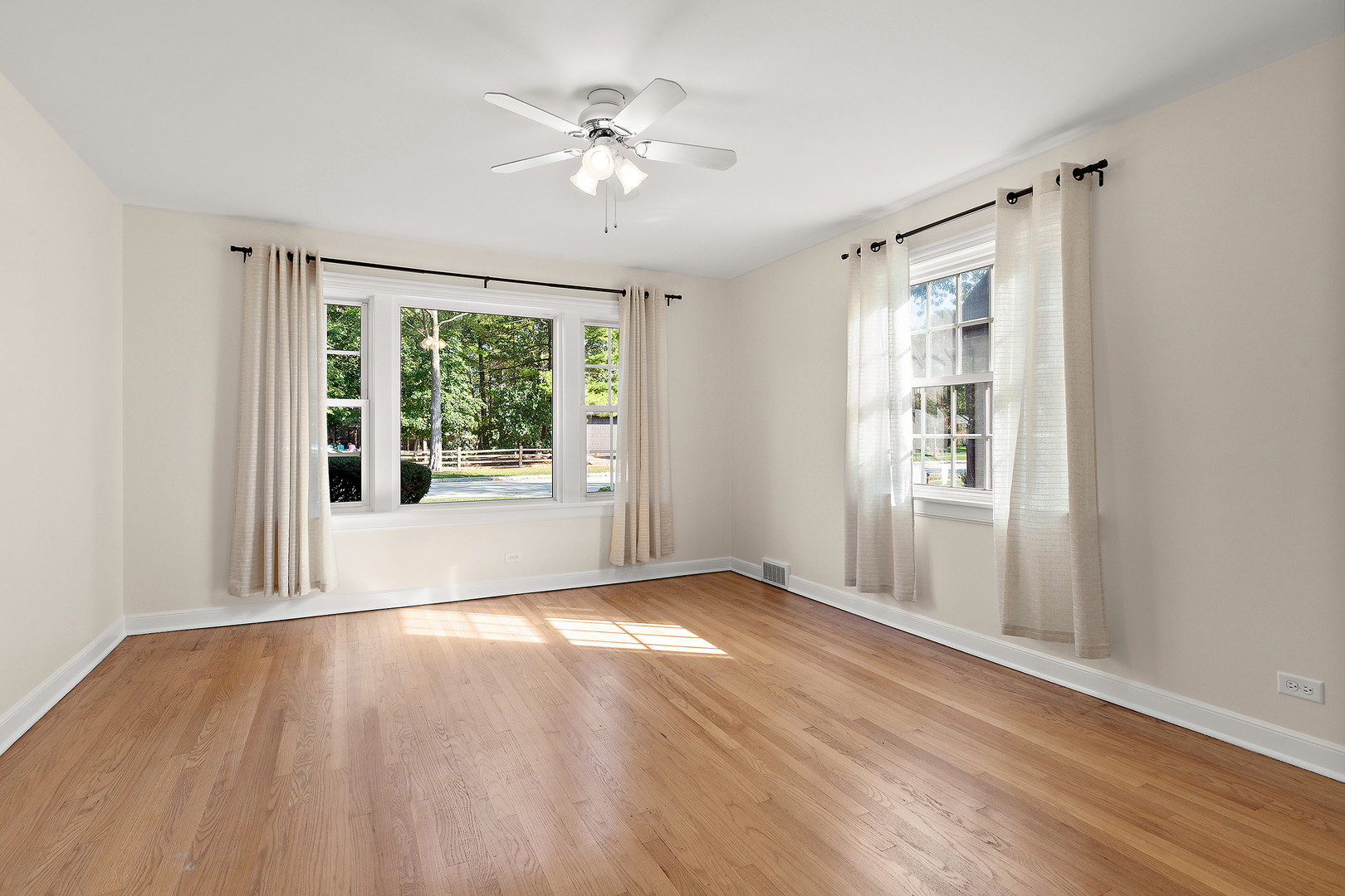 Des Plaines, IL 60016