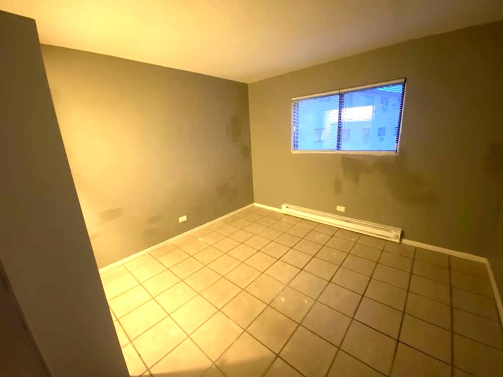 4056 Bonhill Drive #2C, Arlington Heights, IL 60004