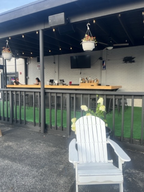 7905 W Lincoln Highway, Frankfort, IL 60423