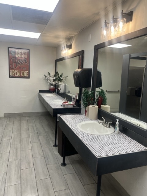 7905 W Lincoln Highway, Frankfort, IL 60423