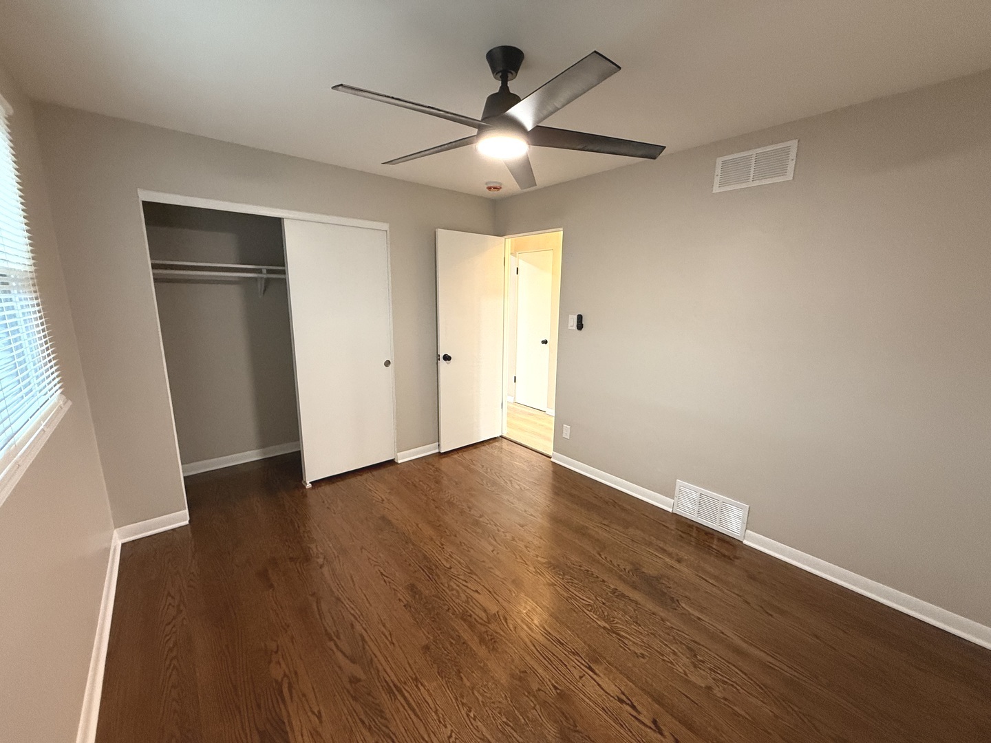 494 Buffalo Avenue, Calumet City, IL 60409