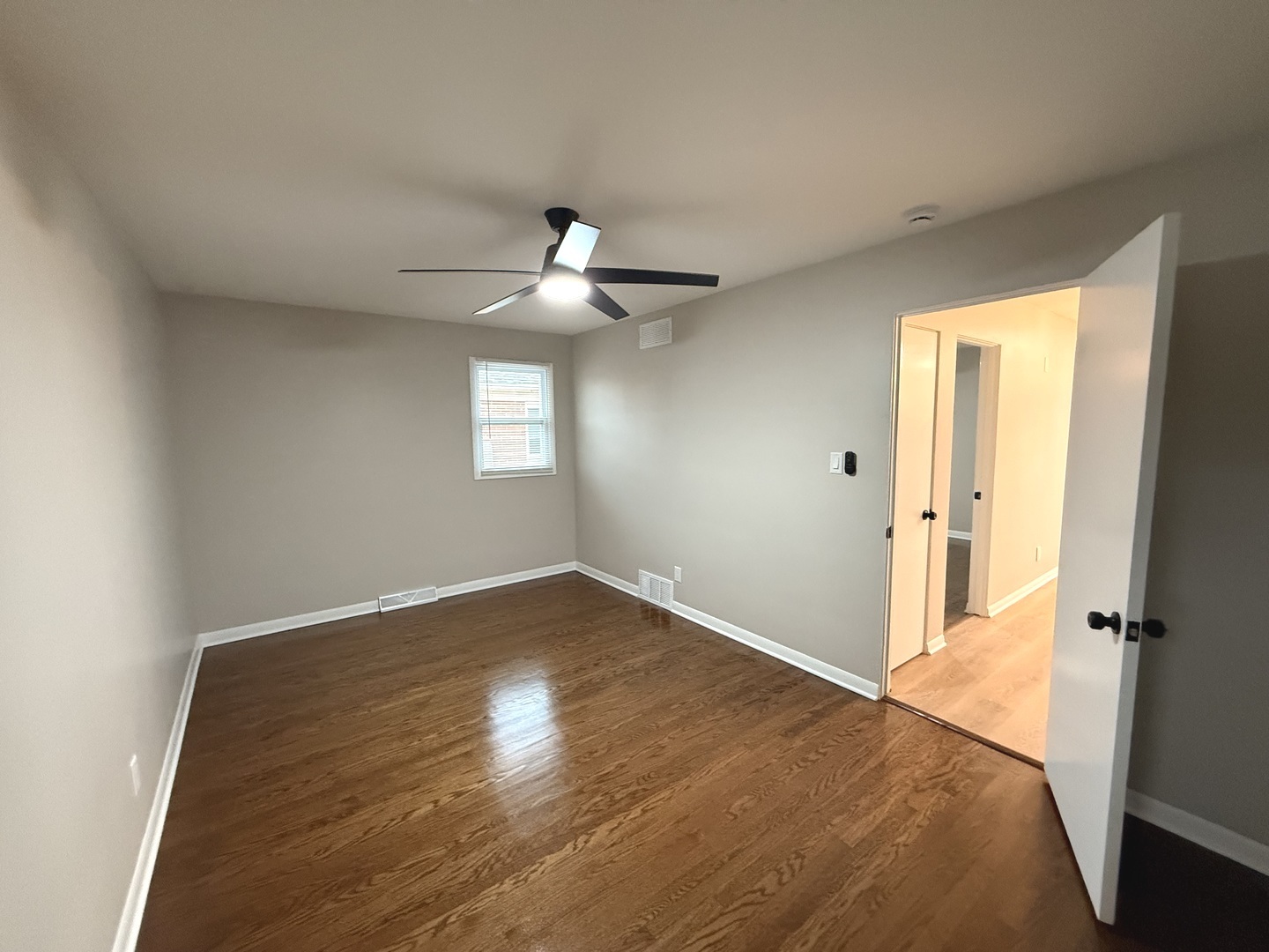 494 Buffalo Avenue, Calumet City, IL 60409