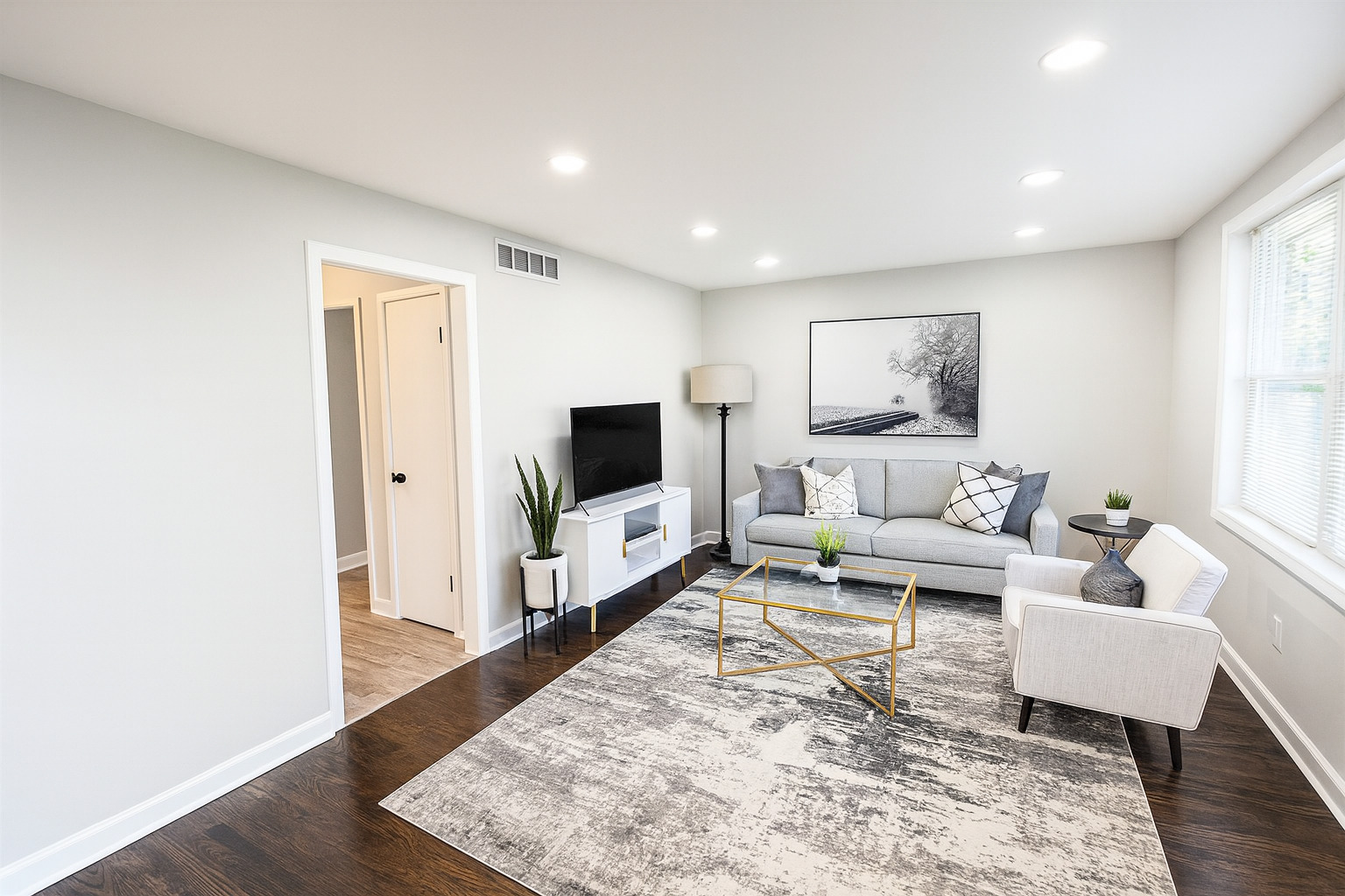 494 Buffalo Avenue, Calumet City, IL 60409