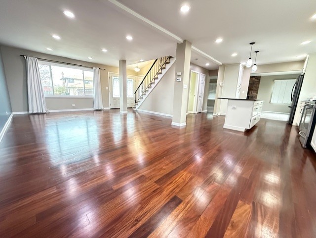 969 Dearborn Circle, Carol Stream, IL 60188