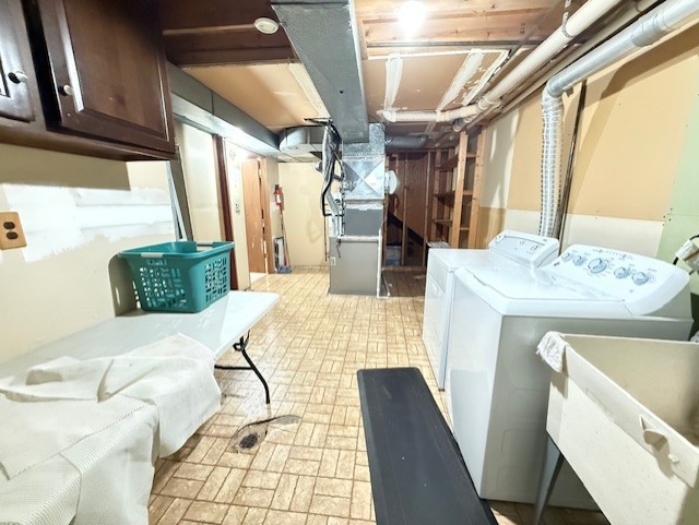 969 Dearborn Circle, Carol Stream, IL 60188