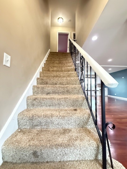 969 Dearborn Circle, Carol Stream, IL 60188