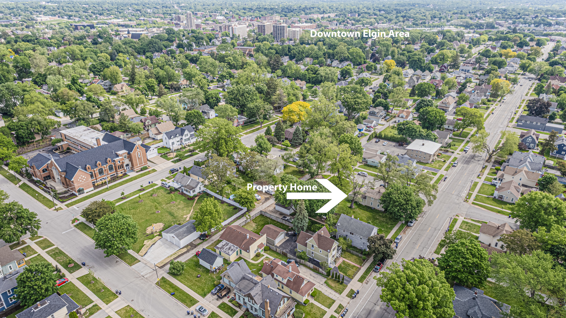 552 Walnut Avenue, Elgin, IL 60123