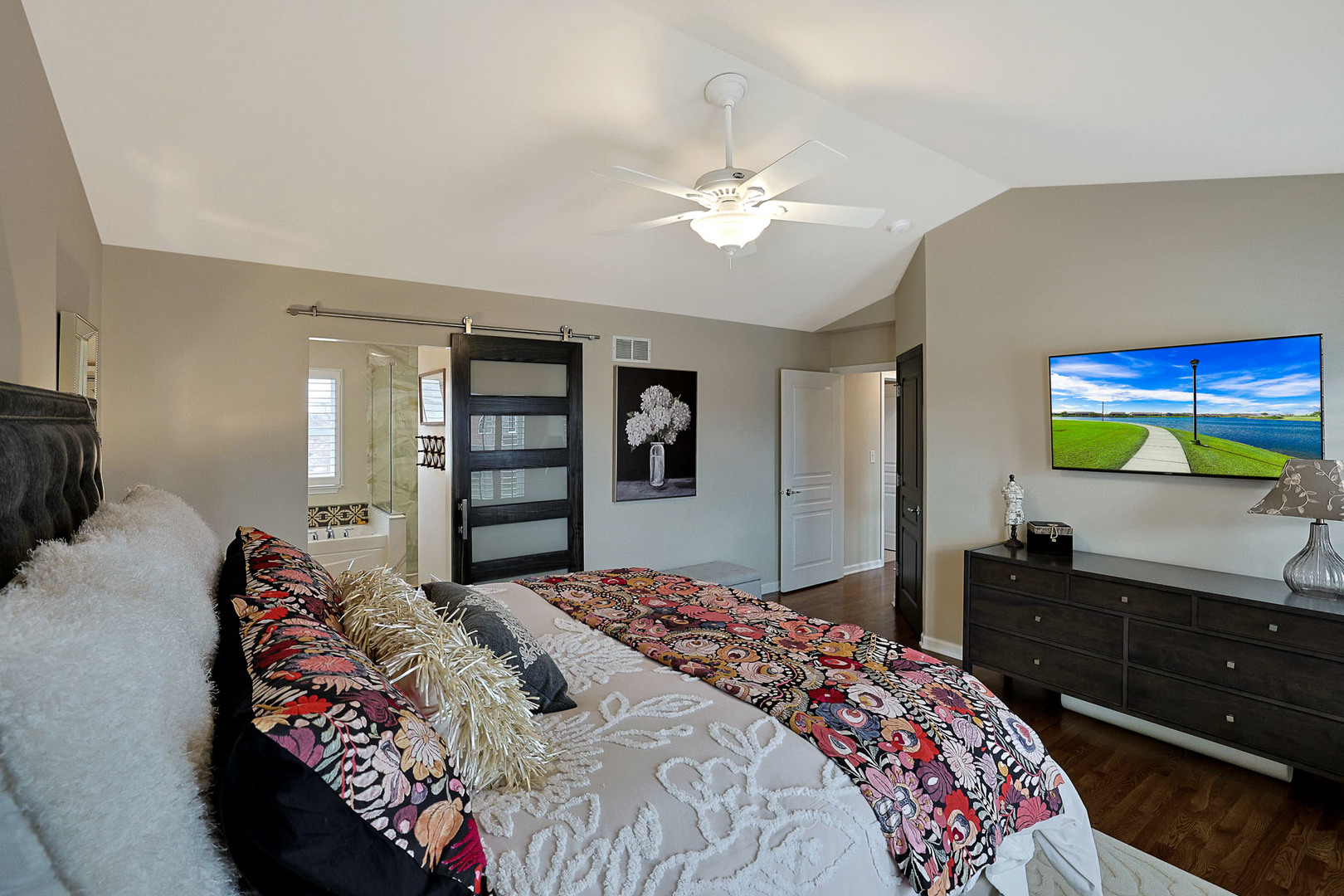 3121 Drury Lane, Carpentersville, IL 60110