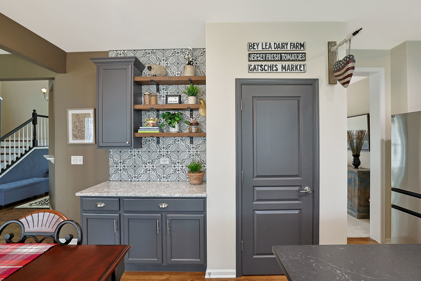 3121 Drury Lane, Carpentersville, IL 60110