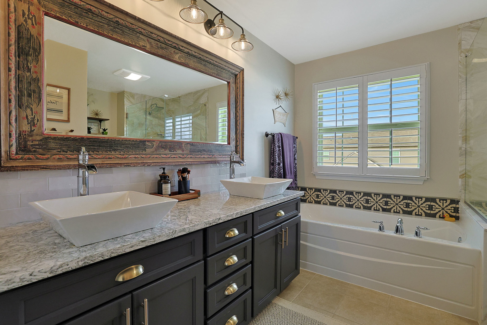 3121 Drury Lane, Carpentersville, IL 60110