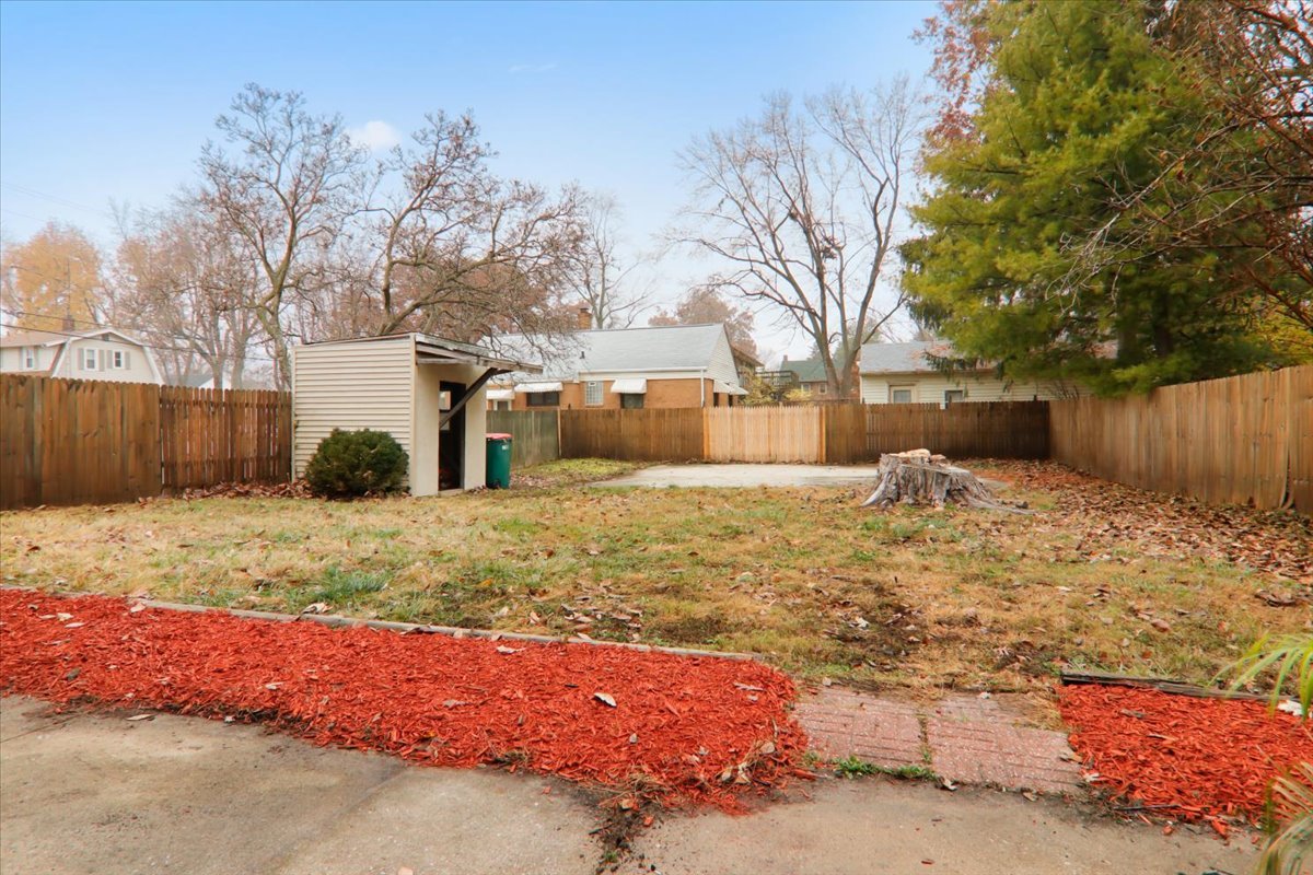 1812 Shady Crest Street, Decatur, IL 62521