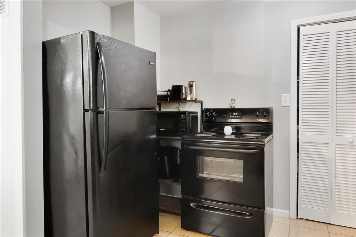 1812 Shady Crest Street, Decatur, IL 62521