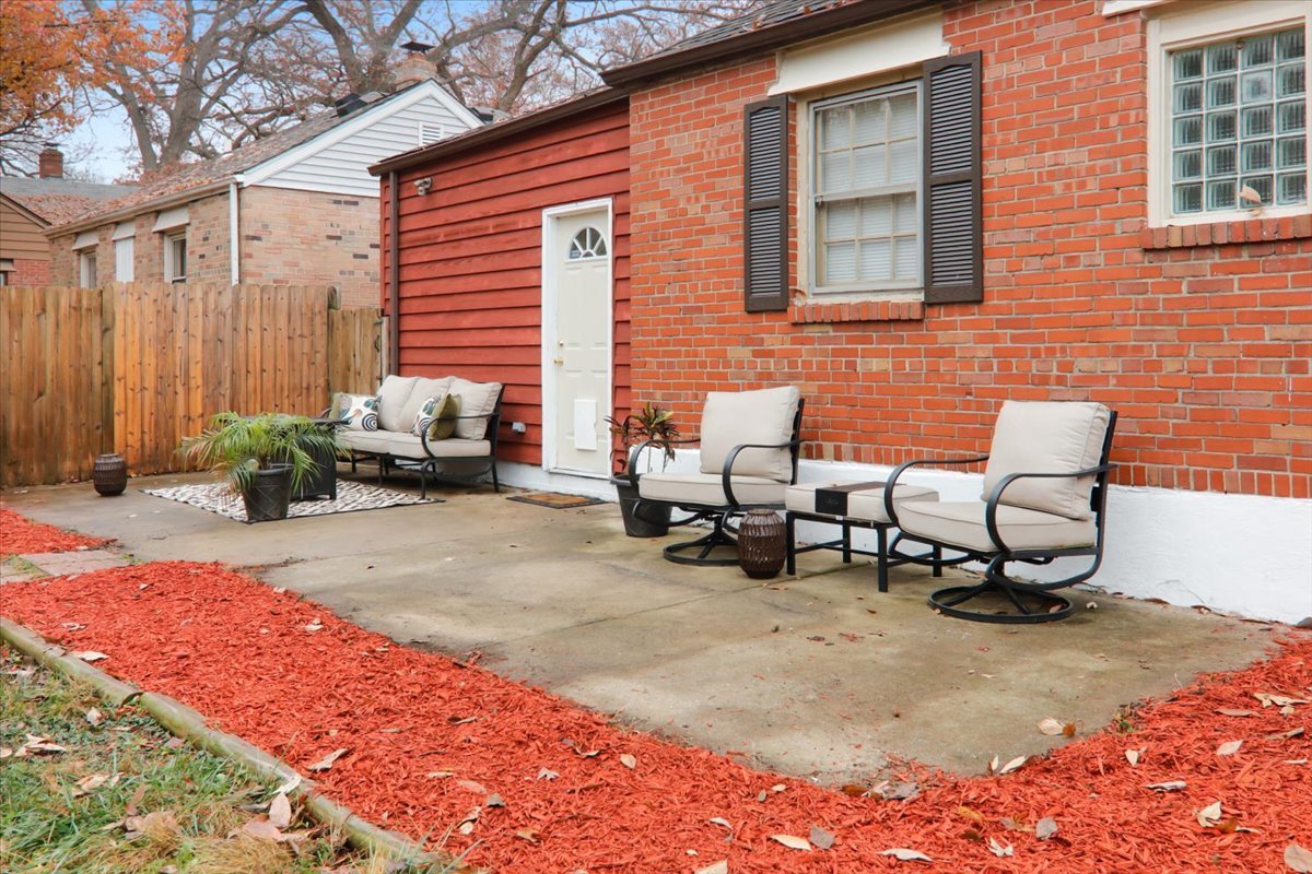 1812 Shady Crest Street, Decatur, IL 62521