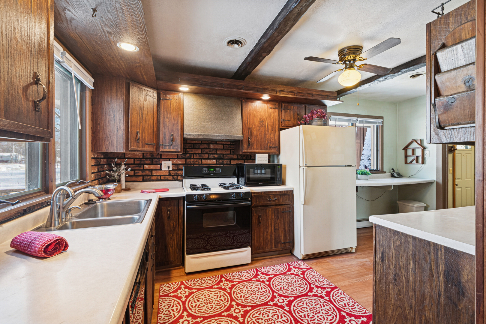 10705 Lane Street, Crown Point, IN 46307