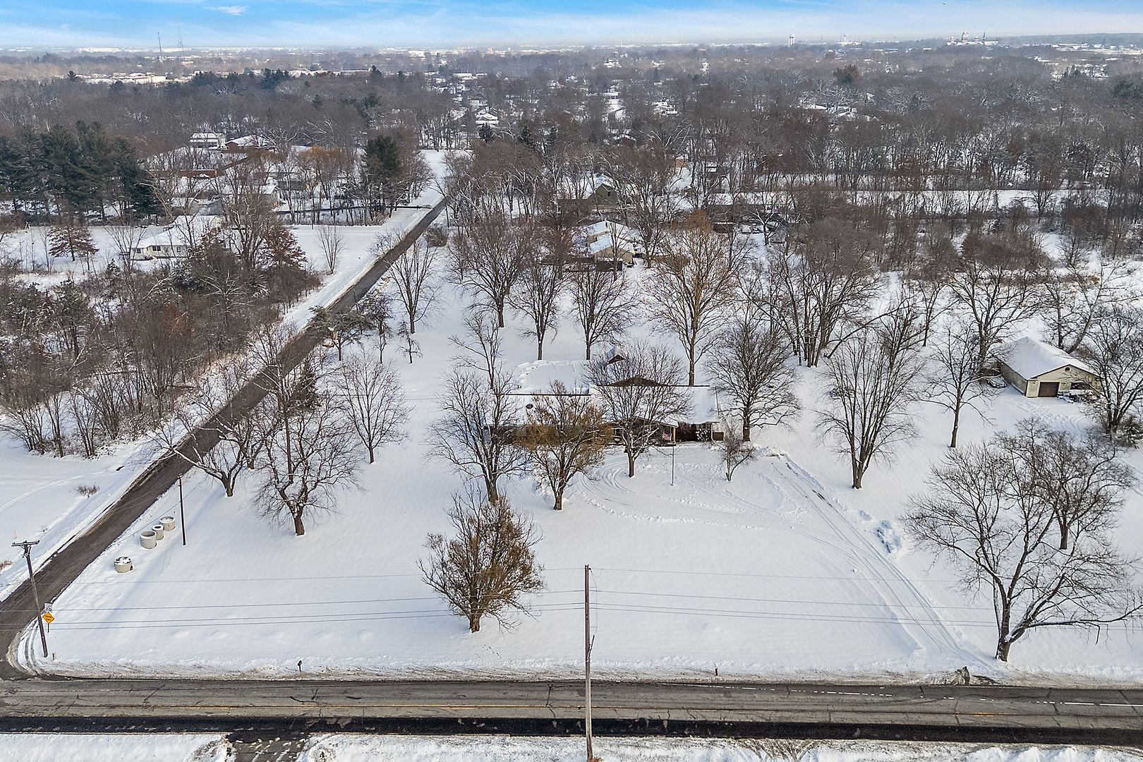 10705 Lane Street, Crown Point, IN 46307