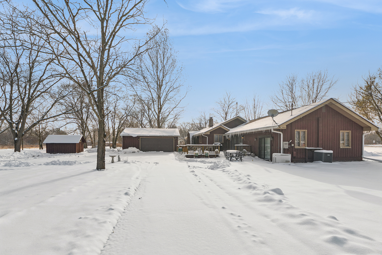 10705 Lane Street, Crown Point, IN 46307