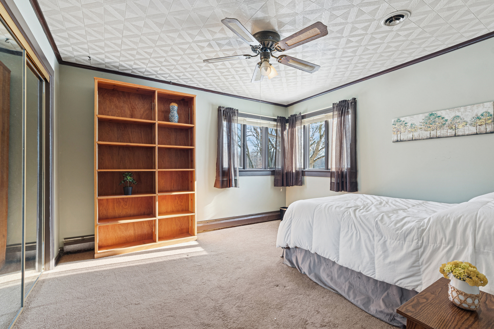 10705 Lane Street, Crown Point, IN 46307