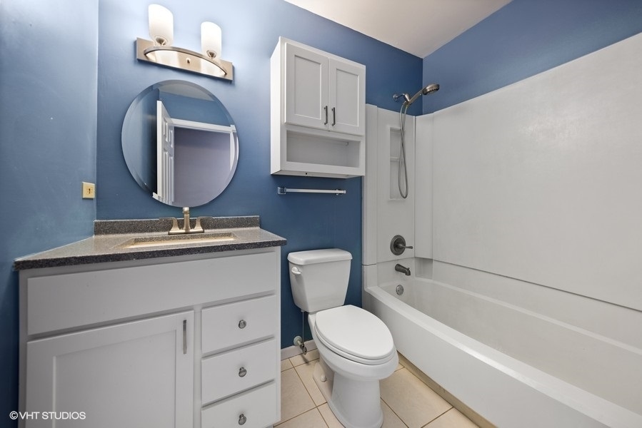 2108 Navarone Drive, Naperville, IL 60565