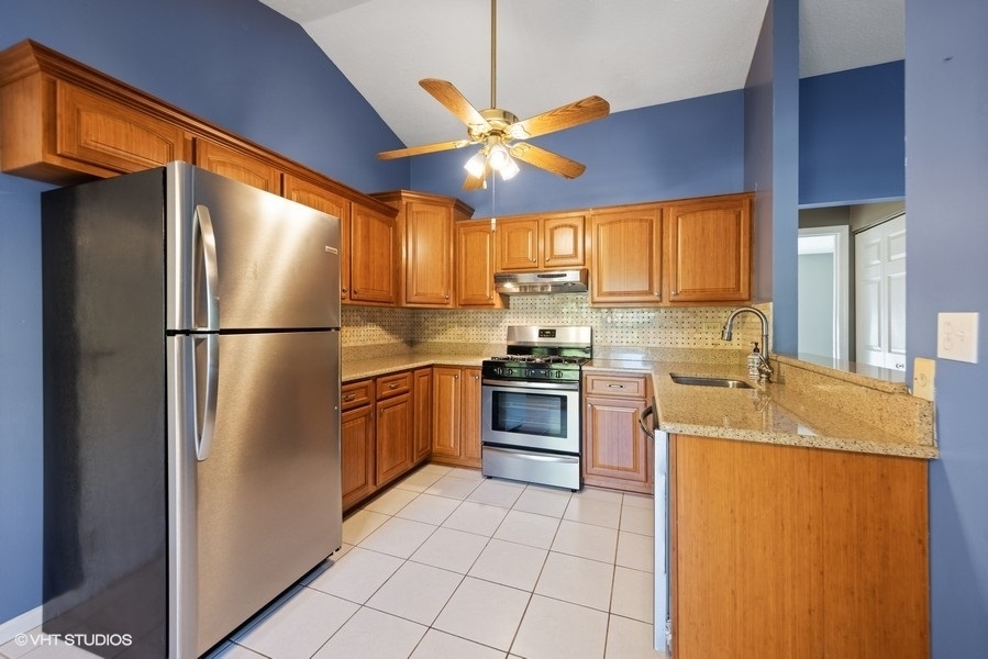 2108 Navarone Drive, Naperville, IL 60565