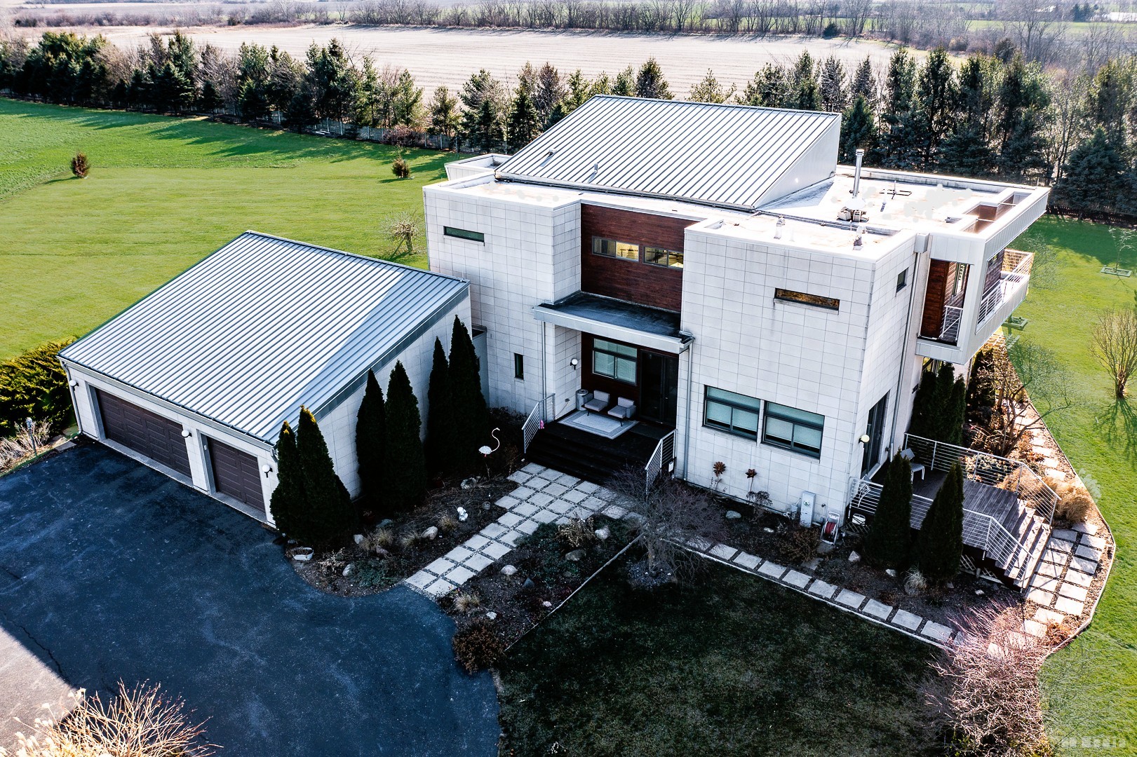 28525 S Yates Avenue, Beecher, IL 60401