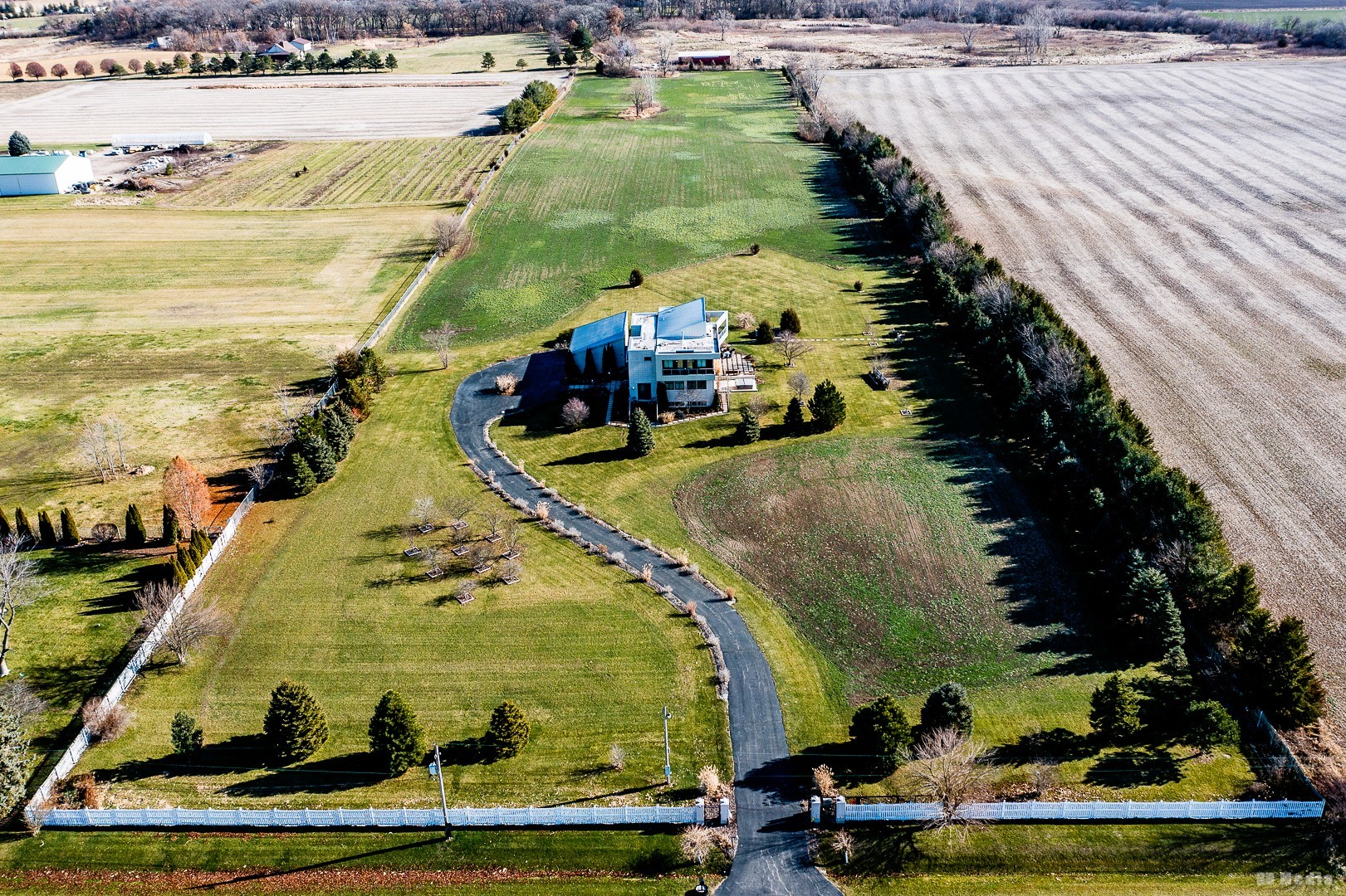 28525 S Yates Avenue, Beecher, IL 60401