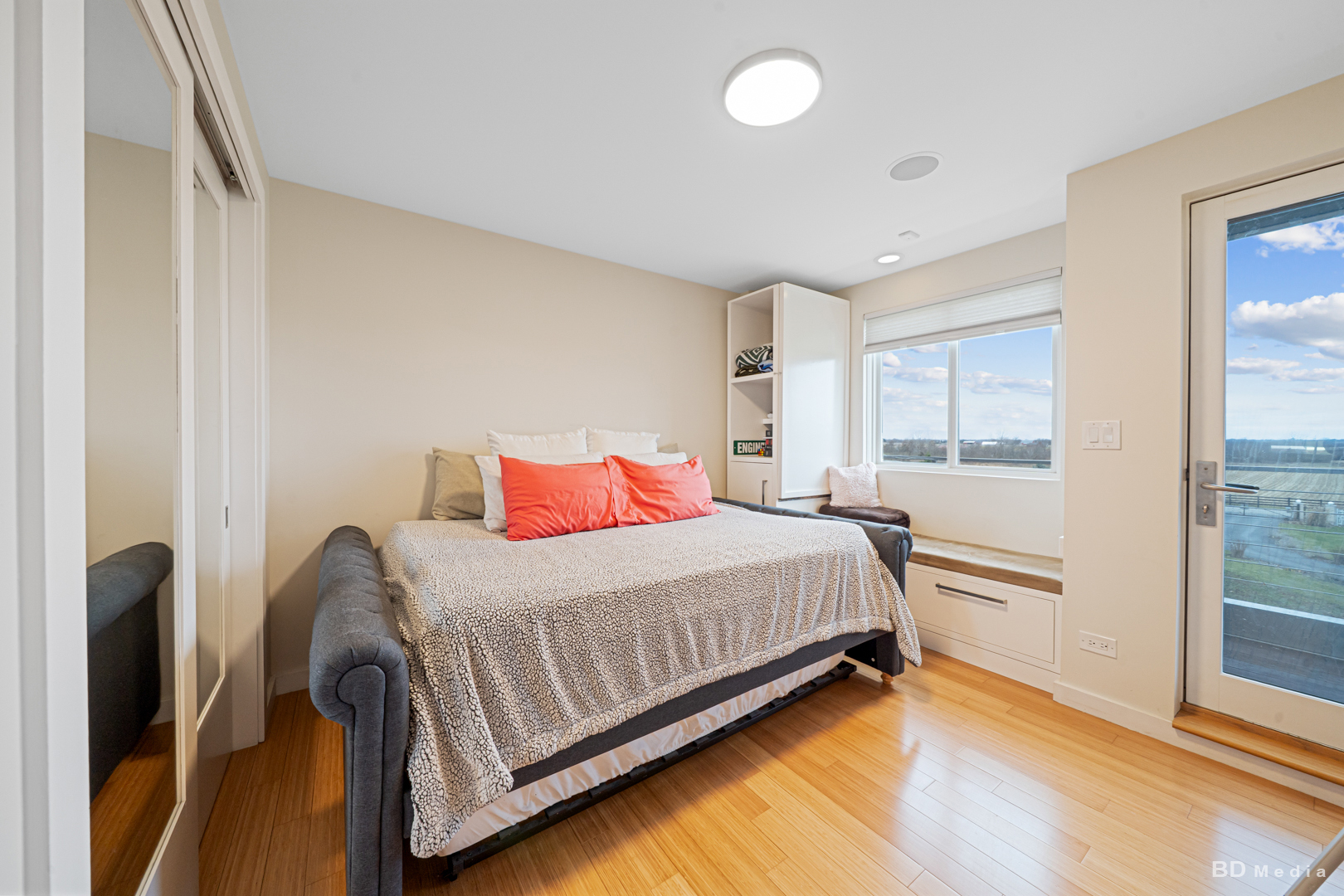 28525 S Yates Avenue, Beecher, IL 60401