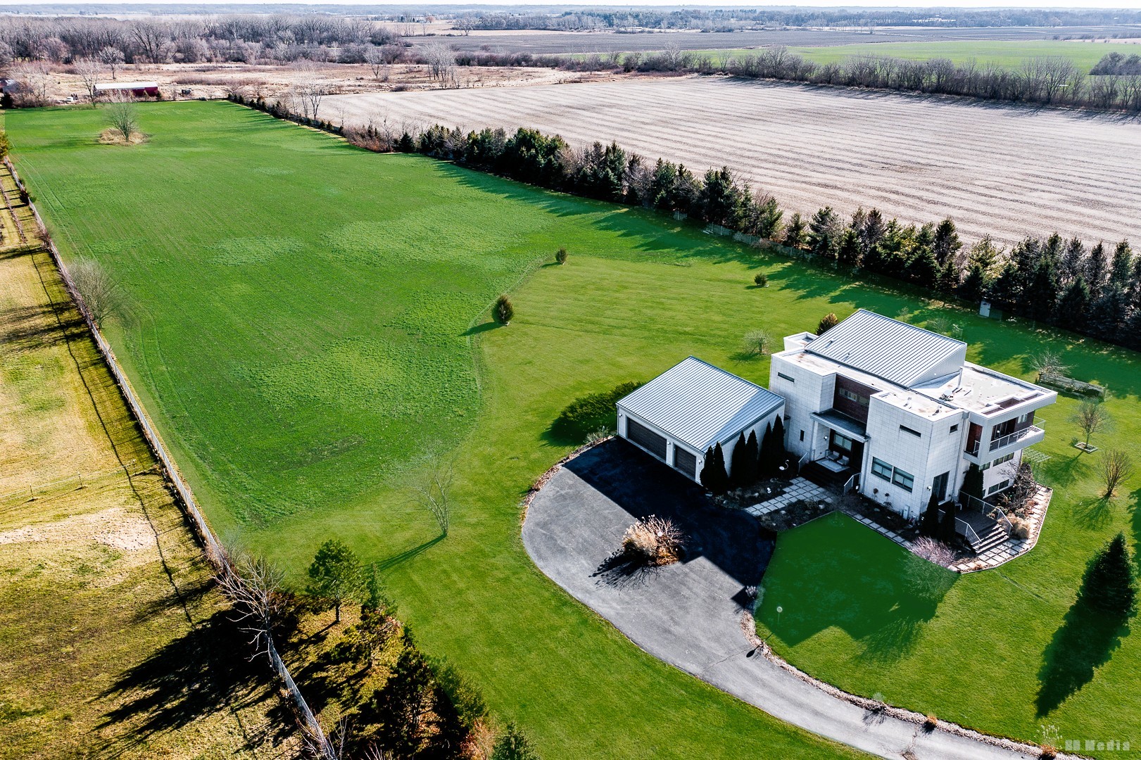 28525 S Yates Avenue, Beecher, IL 60401