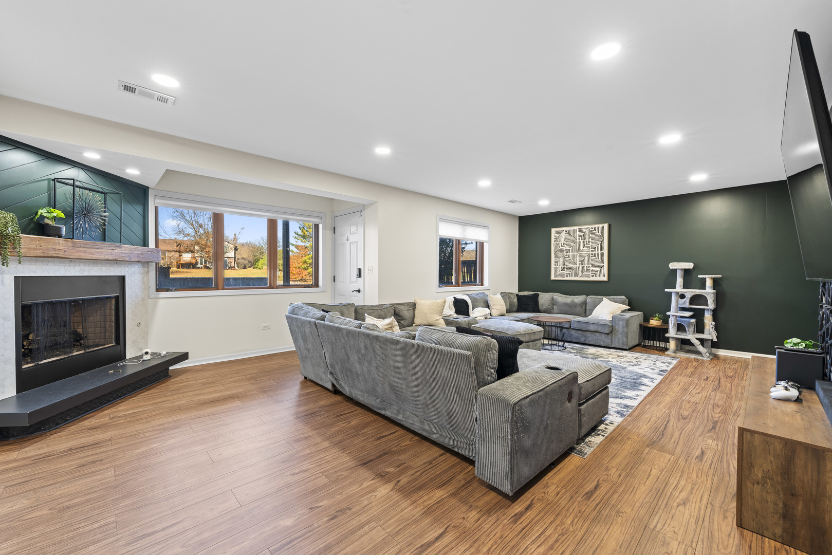 8918 Clearview Drive, Orland Park, IL 60462