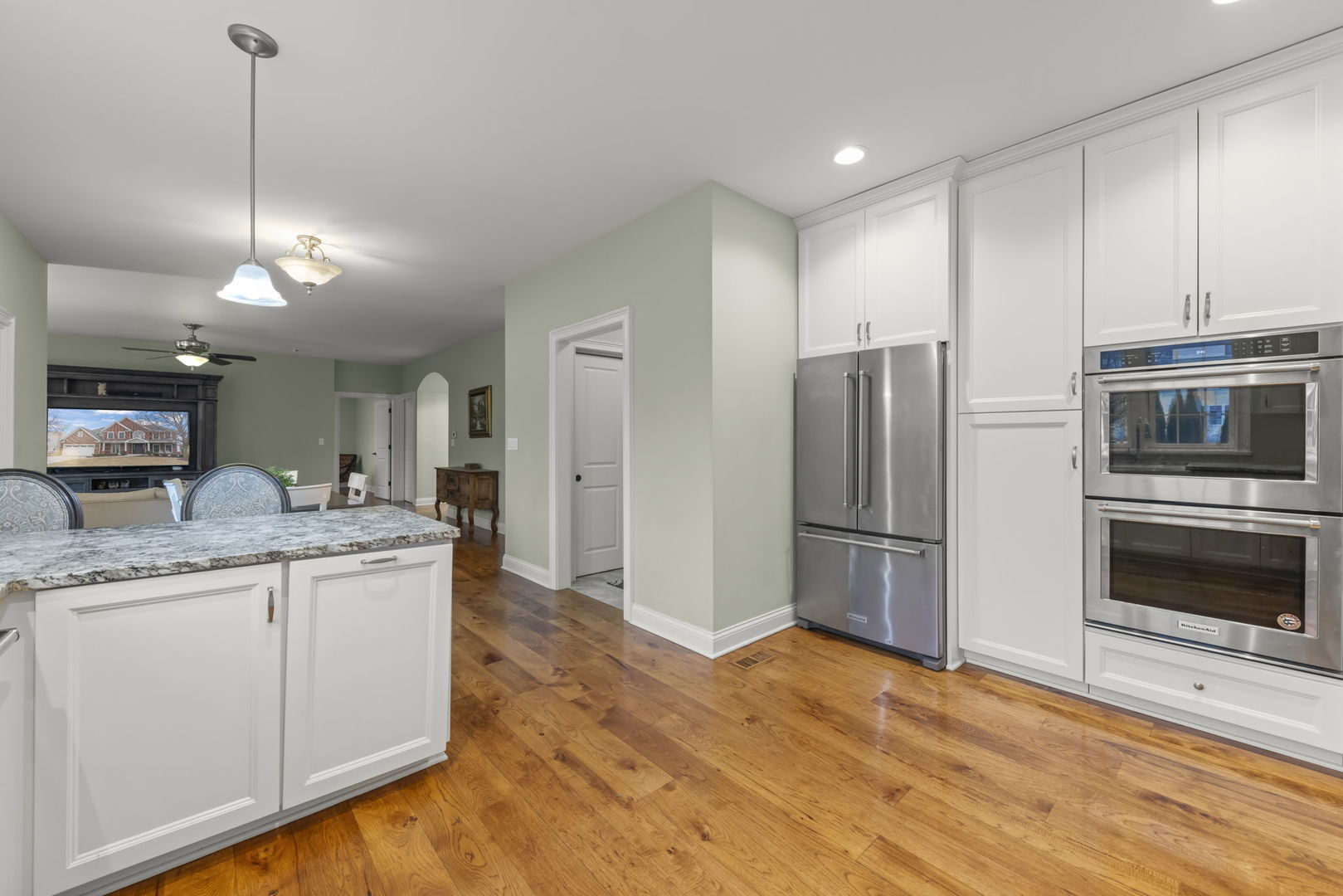 310 Chick Evans Street, Bolingbrook, IL 60490