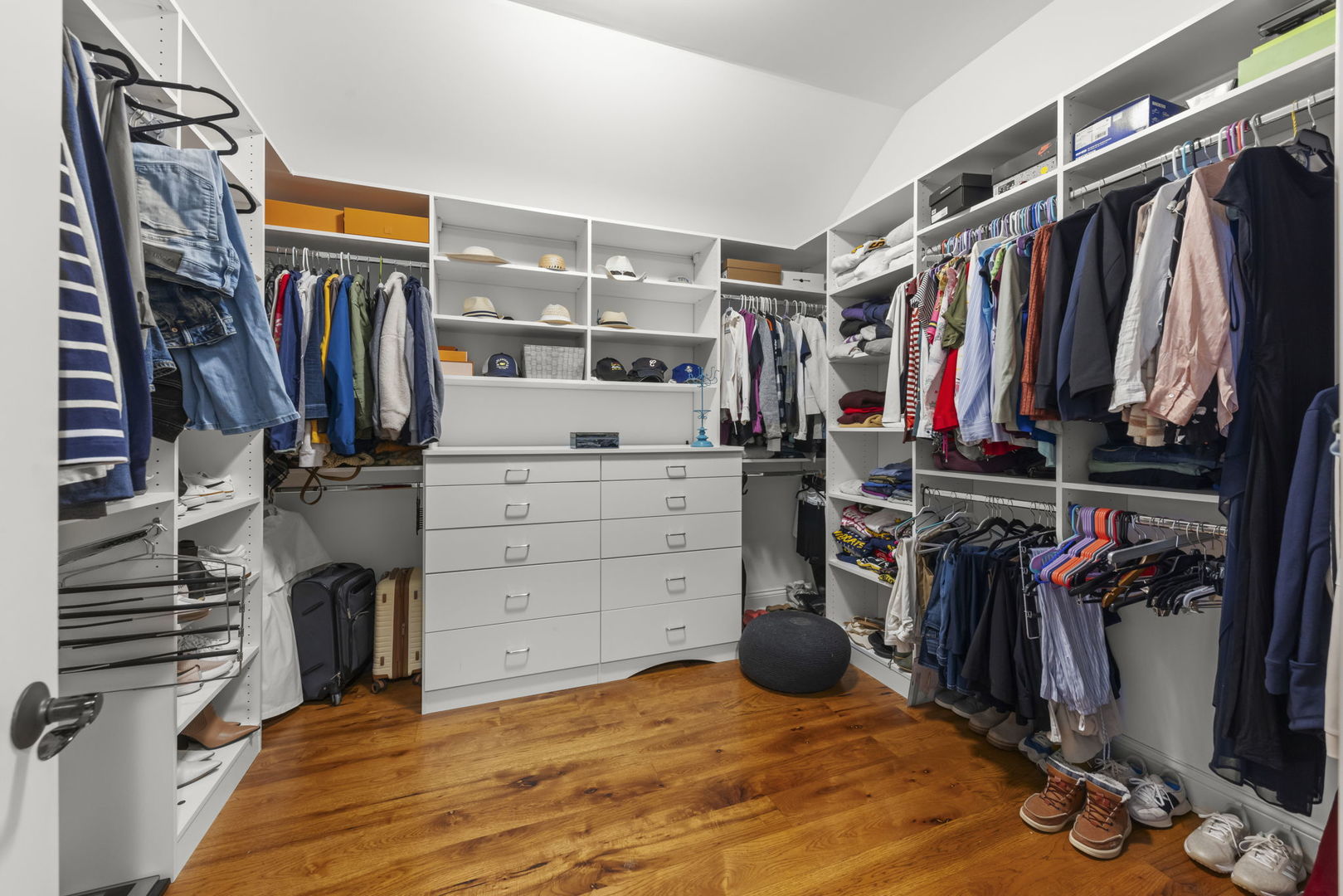 310 Chick Evans Street, Bolingbrook, IL 60490