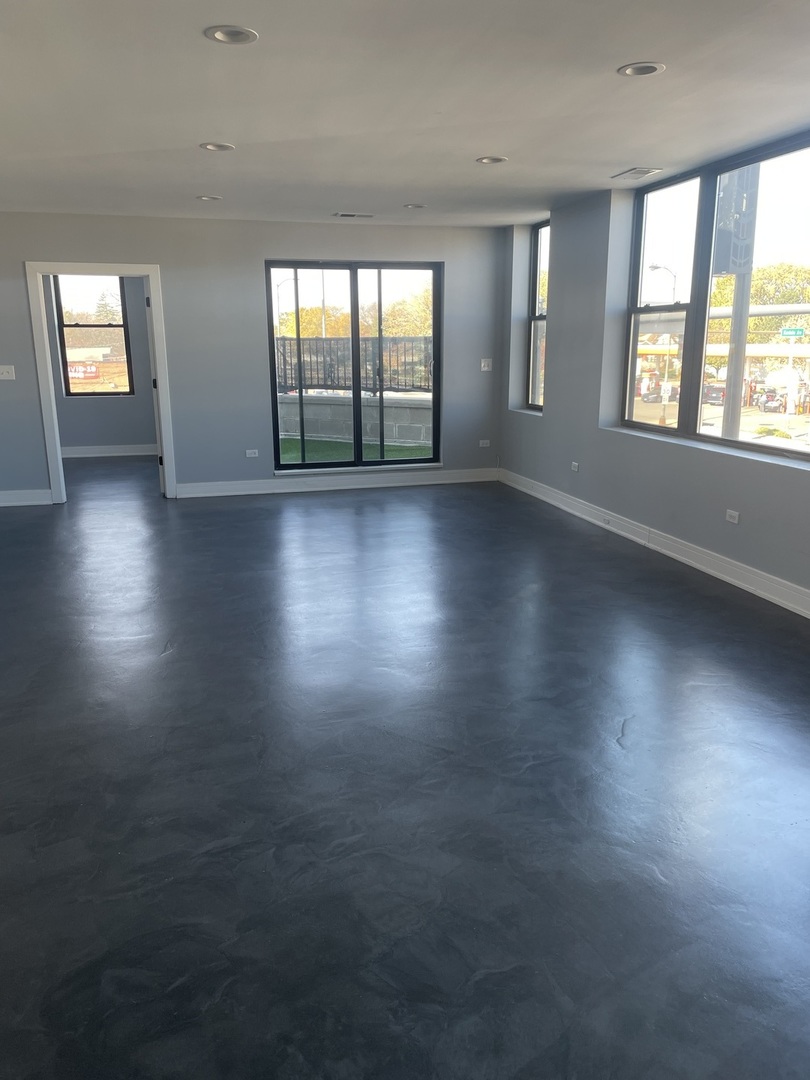 10301 S Kedzie Avenue #2, Chicago, IL 60655