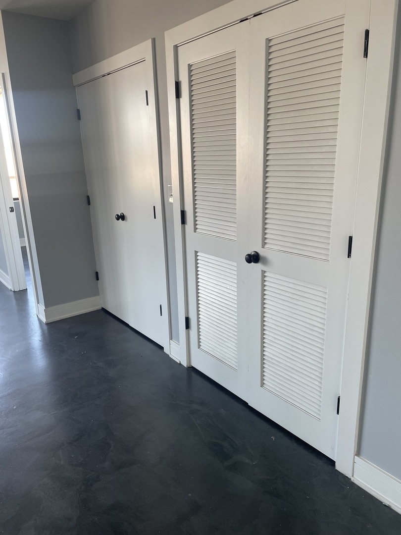 10301 S Kedzie Avenue #2, Chicago, IL 60655